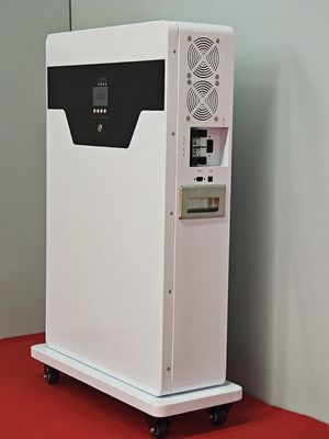 Pacco batteria LiFePO4 51.2V 200Ah e 300Ah per accumulo di energia solare