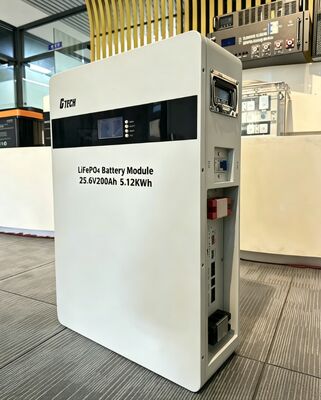 Batteria LiFePO4 da parete G TECH 25,6V 200Ah 5KWh per accumulo di energia domestica con lunga durata del ciclo