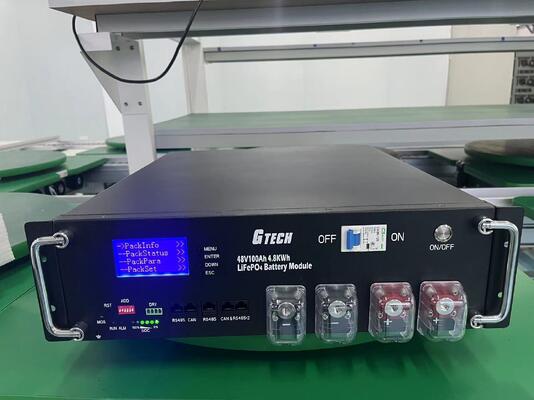 51.2V 100Ah 5kWh Batteria LiFePO4 montata su rack Residential Off Grid Solar Home Energy Storage Battery Smart BMS integrato